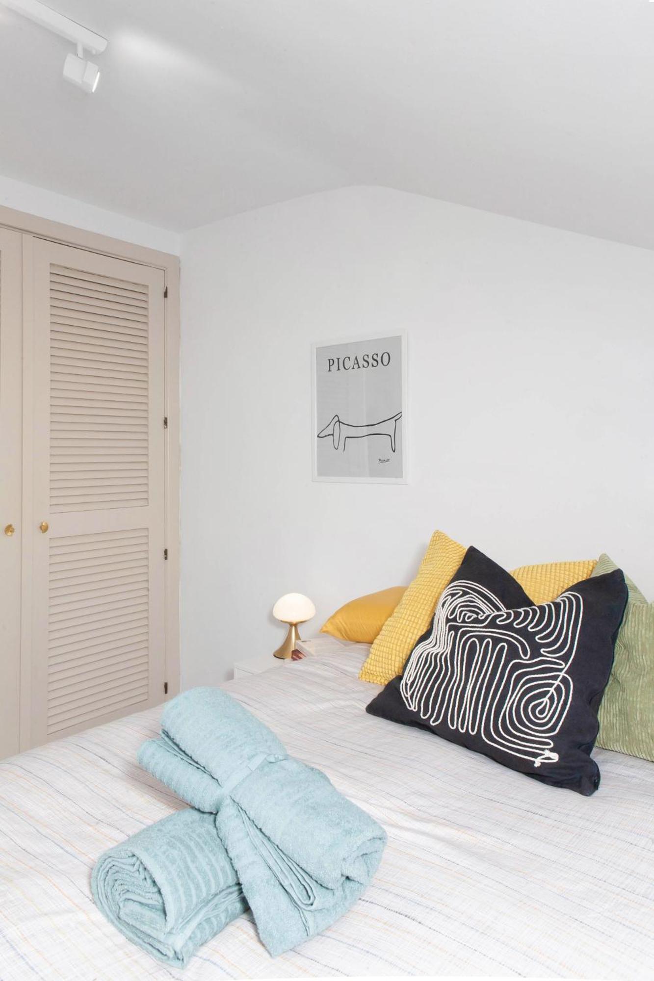 Picasso'S Dream Cozy & Chic Attic Plaza Merced Малага Екстериор снимка